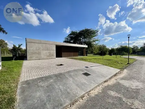 Casa a estrenar en Barrio cerrado North bell. City Bell