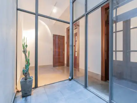 Riobamba 1042 PB , Piso 0