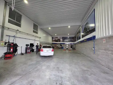 Galpon en Venta 99  mts Fondo
