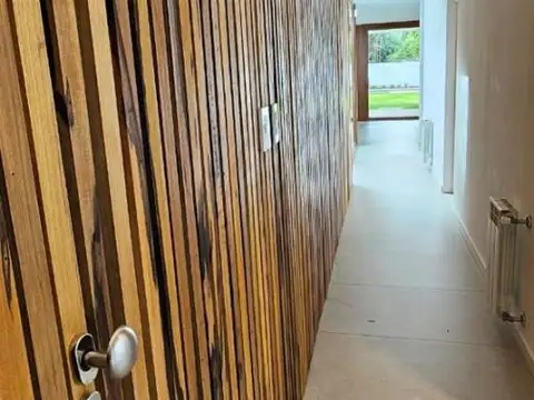 Depto Tipo Casa en Venta con 1 cocheras