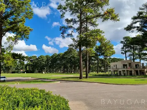 Terreno en Venta en Los Pinares Country Club, USD 41.000