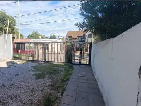 Depto Tipo Casa Monoambiente con 1 baño