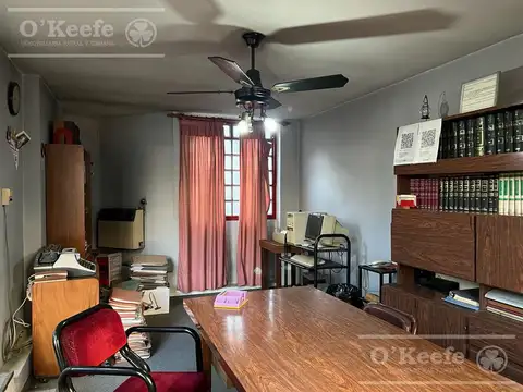 Oficina en Venta con 2 cocheras