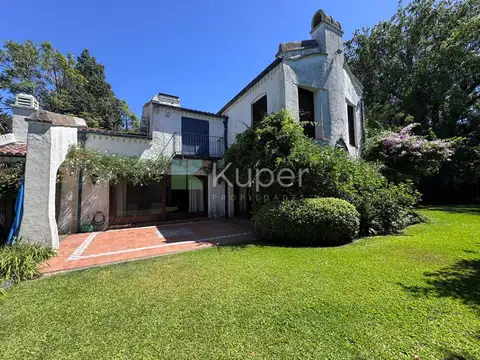 Casa en Venta en Martínez, USD 1.200.000
