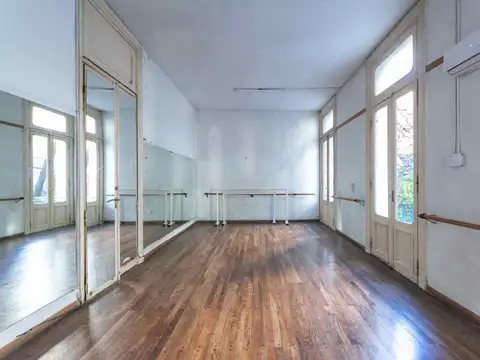 Depto Tipo Casa en Venta 56 años