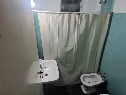 EXCELENTE UBICACION