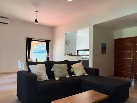 Casa en Venta en Mendiolaza, USD 145.000