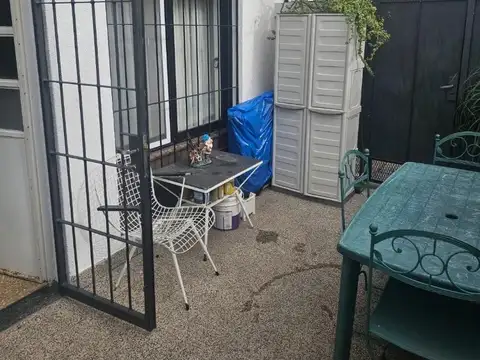 Depto Tipo Casa en Venta con 1 cocheras