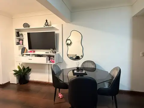 DEPRTAMENTO 2 AMB  CON BALCON, BAÑO COMPLETO COCINA INTEGRADA (se entrega SIN muebles)