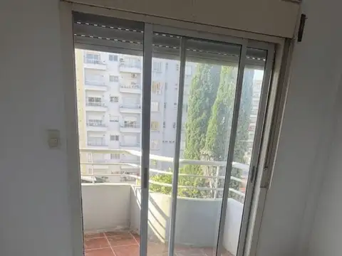 Departamento en Alquiler en Caseros, $ 530.000