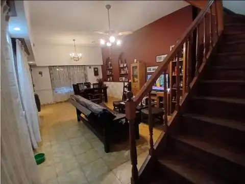 Casa en Venta de 5 dormitorios