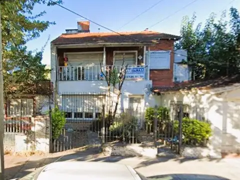 Ing Emilio Mitre 300, Piso 1