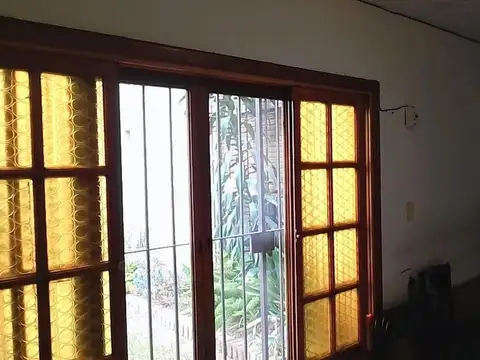 Depto Tipo Casa en Venta con 1 cocheras