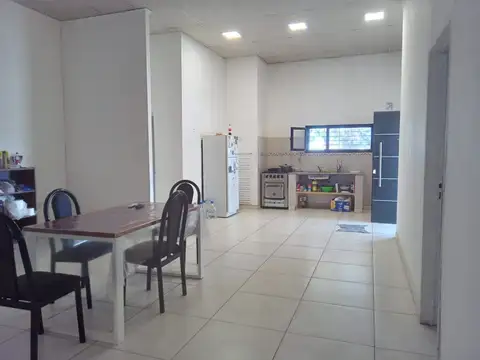 Casa en Alquiler Temporal con 3 cocheras