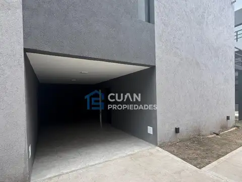 Departamento en Alquiler con 1 cochera