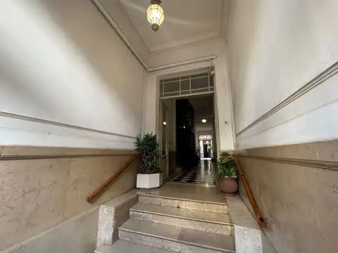 Departamento 6 ambientes con 2 baños