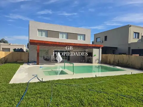 Venta de Casa 5 AMBIENTES en San Ramón, Pilar