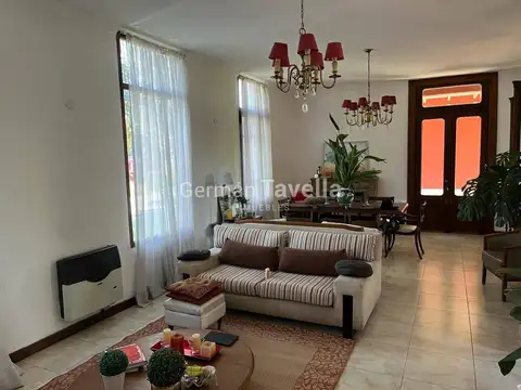 Casa 4 ambientes con 4 baños