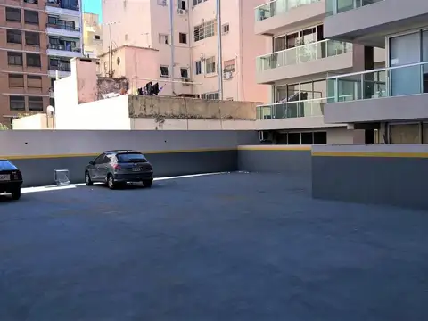 Cochera fija en edificio de categoría en el corazón de Belgrano - Excelente ubicación