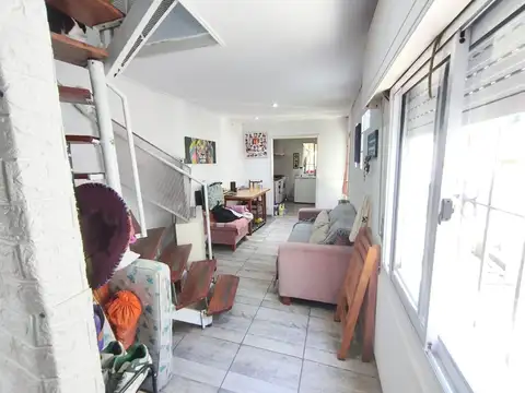 Depto Tipo Casa en Venta 25 años