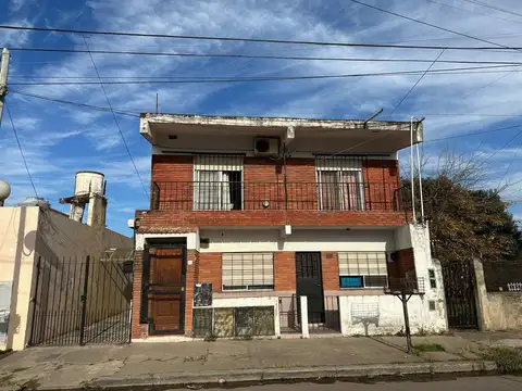 VENTA 2 DEPTOS TIPO PH APTO CRÉDITO. EN QUILMES.