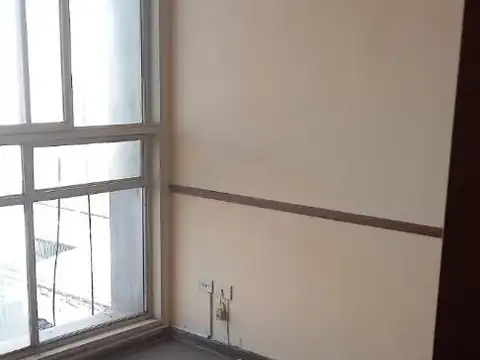 Oficina en Alquiler al Este