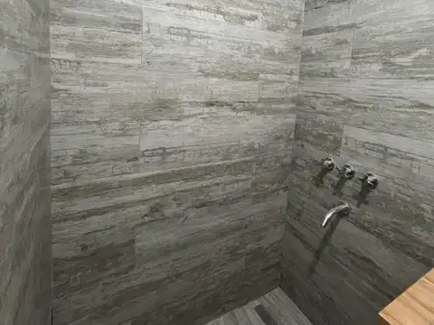 Departamento en Alquiler en Temperley, $ 390.000