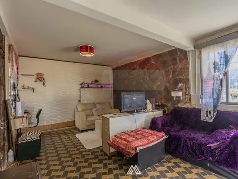 Venta de Casa 3 dormitorios y garage en Malvín Sur