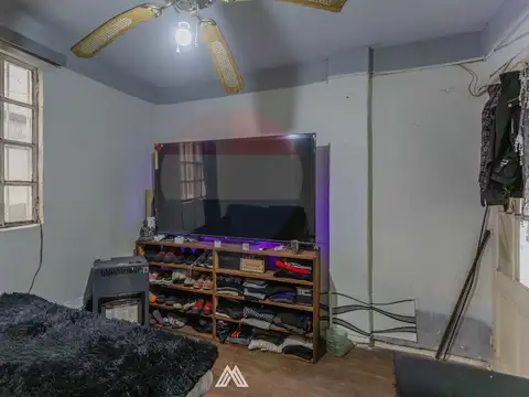 Casa 5 ambientes con 1 baño