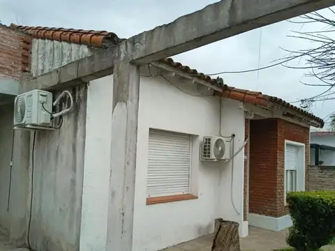 Casa en Venta con 5 cocheras