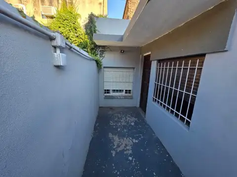 VENTA DEPTO UNICO DE PASILLO DOS DORMITORIOS