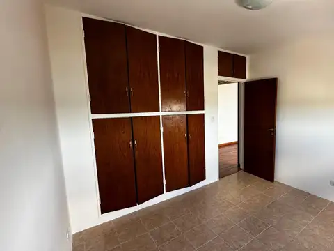 Departamento en Alquiler en Campana, $ 550.000