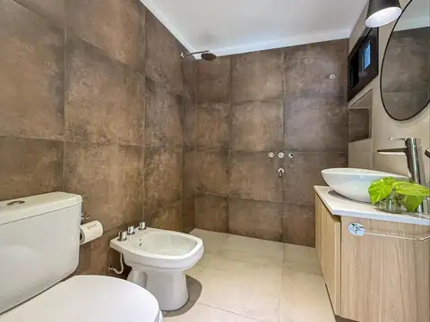 Casa de pasillo en venta de 3 dormitorios en Rosario