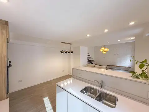 Casa de pasillo en venta de 3 dormitorios en Rosario