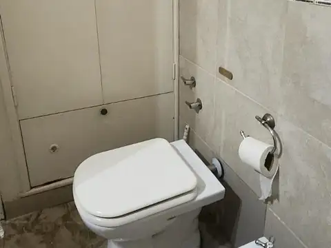 Depto Tipo Casa en Alquiler de 4 ambientes