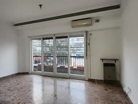 Depto Tipo Casa 4 ambientes con 2 baños