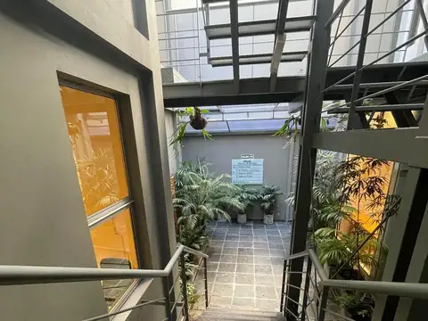 Oficina 2 ambientes con 1 baño
