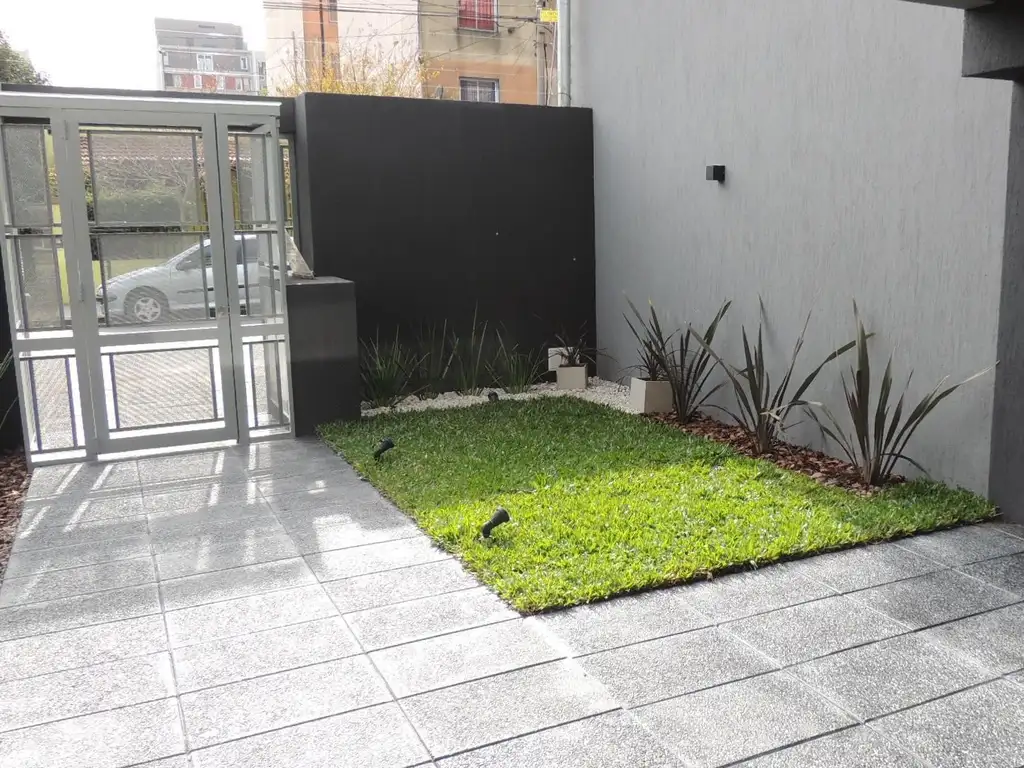 Larralde 1166 de 13 Unidades en Moron