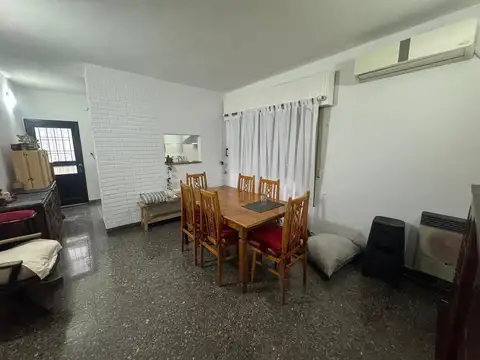 Depto Tipo Casa en Venta en Quilmes, USD 89.000