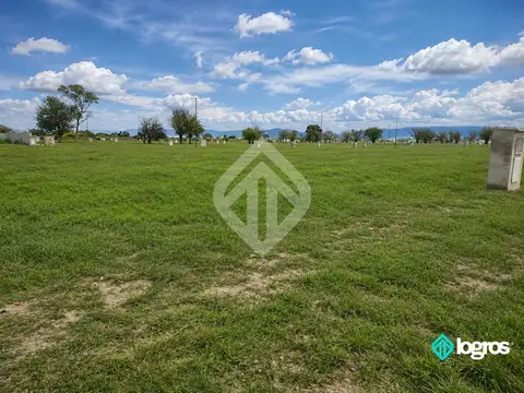 Terreno en Venta 27  mts Fondo