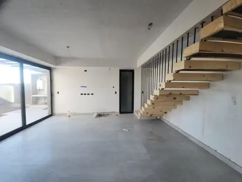 Departamento 4 ambientes con 3 baños