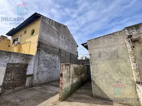 Terreno en Venta 8  mts Frente