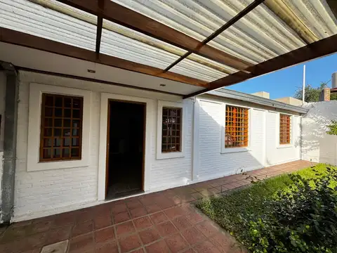 Casa en Villa Warcalde  - Pasaje Cremader