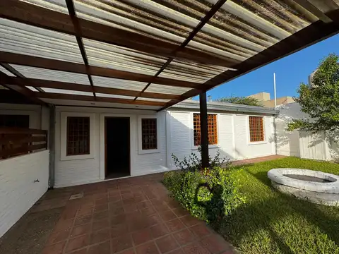 ¡Venta! Casa en Villa Warcalde - 4 Dormitorios ¡Toda en una planta! ¡Con Escritura!
