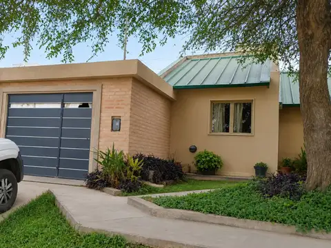 VENTA CASA 3 DORM PILAR