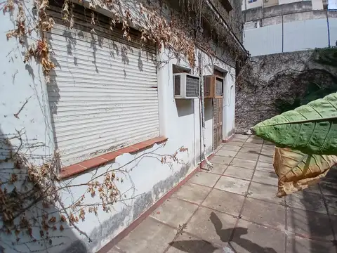 Tucumán 1500, Piso PB