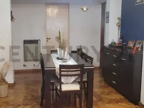 Departamento en Venta en Chacarita, USD 120.000
