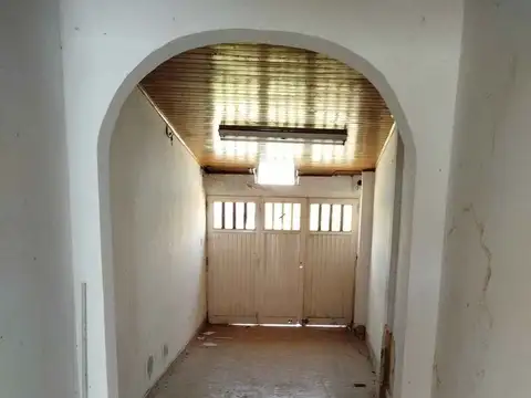 Depto Tipo Casa en Venta en Moron, USD 42.000