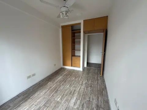 DEPARTAMENTO 3 AMBIENTES A LA CALLE