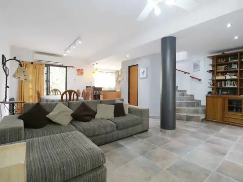 Casa 5 ambientes con 1 baño